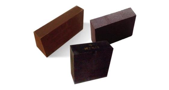云南鎂鉻磚運(yùn)用在工業(yè)窯爐生產(chǎn)的原則？